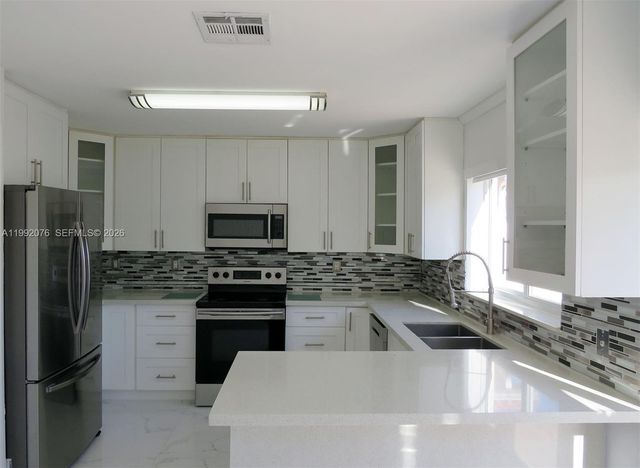 16330 SW 102nd St, Miami, FL 33196