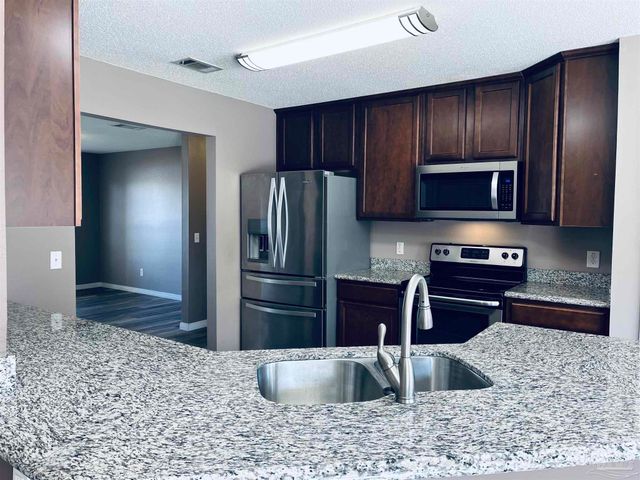 5498 Keel Dr, Pensacola, FL 32507