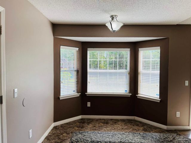 5498 Keel Dr, Pensacola, FL 32507