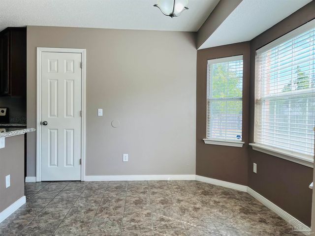 5498 Keel Dr, Pensacola, FL 32507