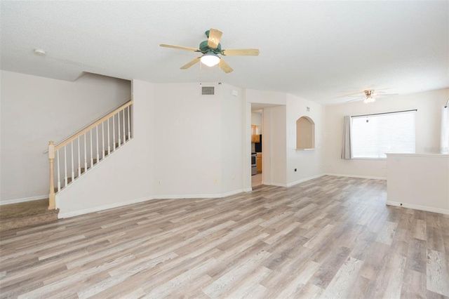 18162 PARADISE POINT DRIVE, Tampa, FL 33647