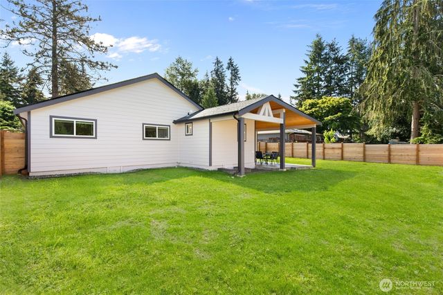 20103 75th Avenue NE, Kenmore, WA 98028