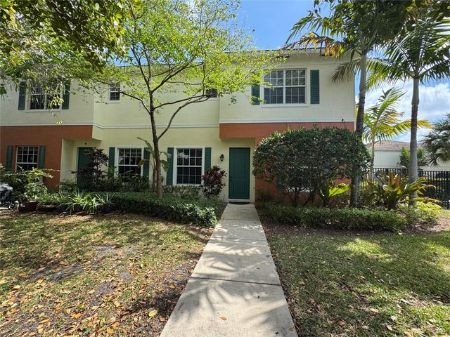 749 SW 3rd Avenue, Pompano Beach, FL 33060