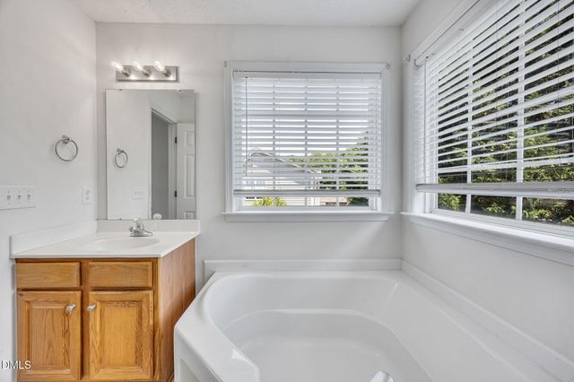 2252 Rowland Pond Drive, Willow Spring, NC 27592