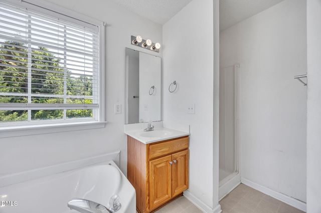 2252 Rowland Pond Drive, Willow Spring, NC 27592