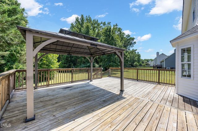 2252 Rowland Pond Drive, Willow Spring, NC 27592