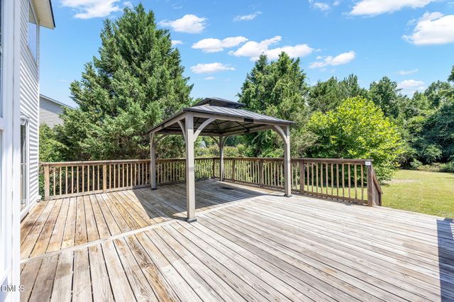 2252 Rowland Pond Drive, Willow Spring, NC 27592