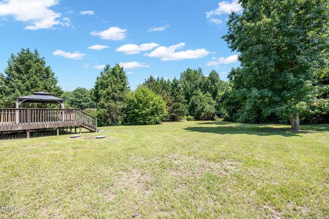 2252 Rowland Pond Drive, Willow Spring, NC 27592