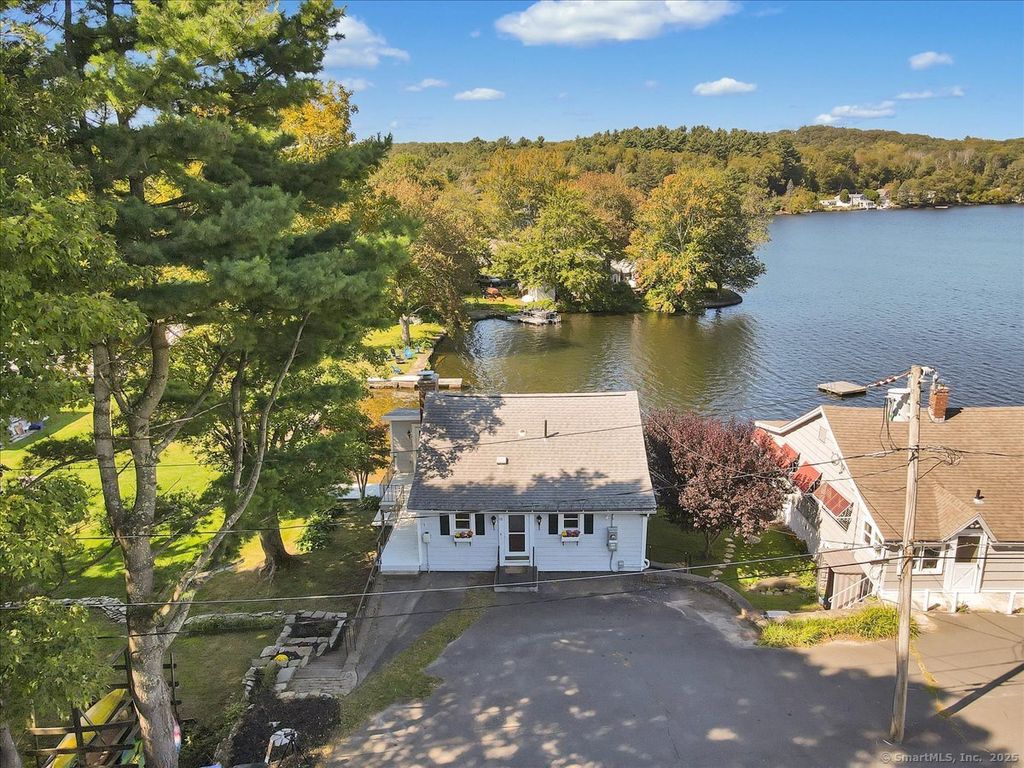 10 Lakeside Lane, Bolton, CT 06043