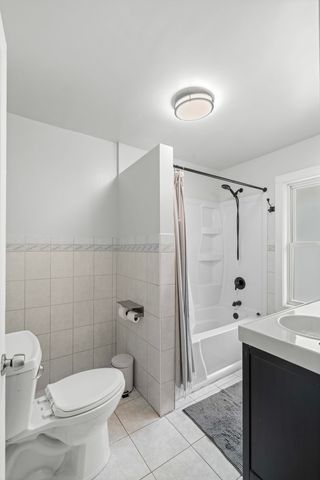 416 Hull Court, Waukegan, IL 60085