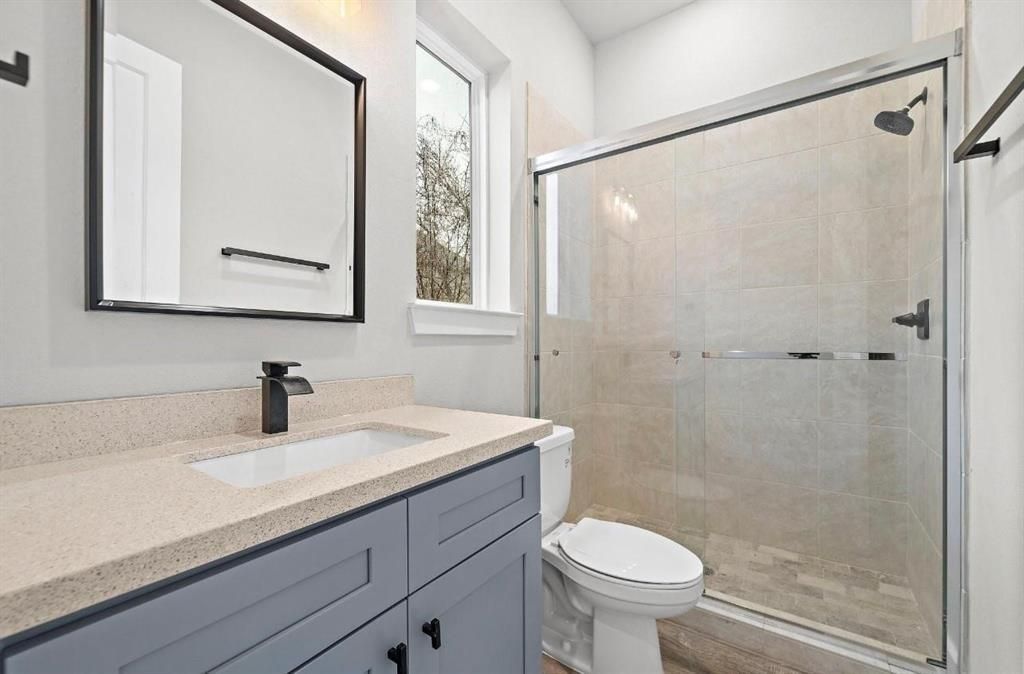 230 W 28th Street A, Houston, TX 77008