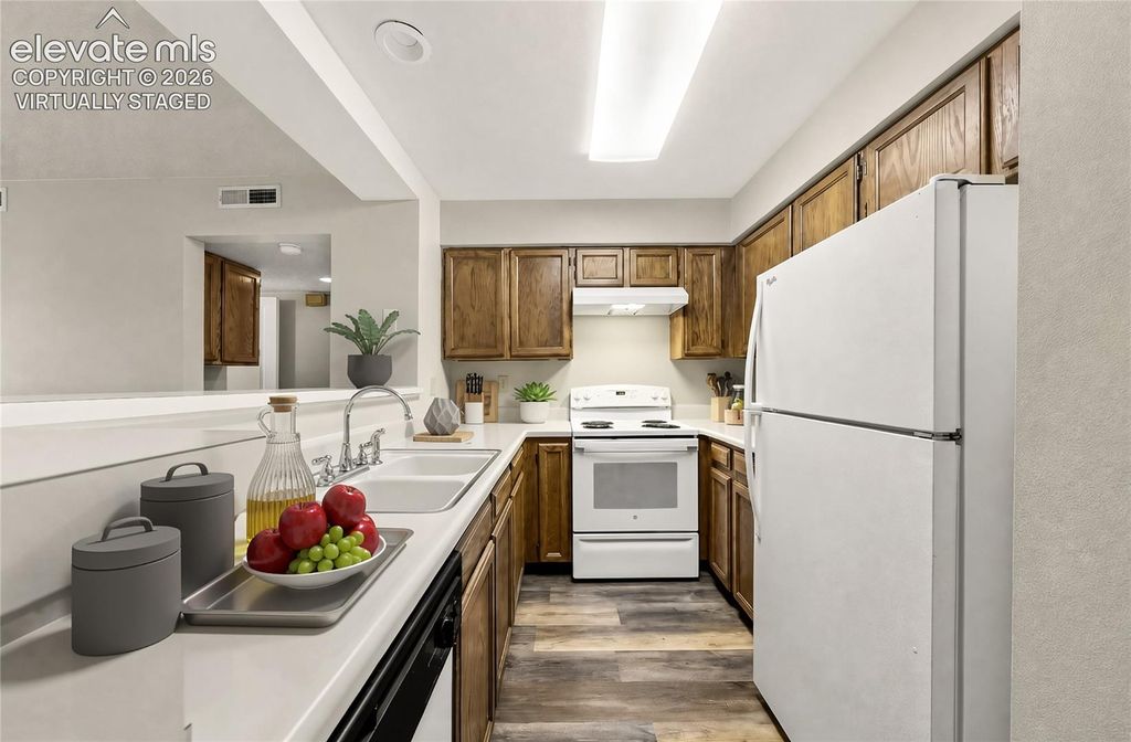 914 Acapulco Court, Colorado Springs, CO 80910 — photo 3