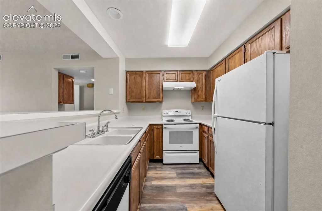 914 Acapulco Court, Colorado Springs, CO 80910 — photo 4