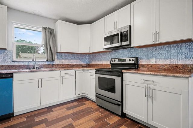 355 S OAK AVENUE, Frostproof, FL 33843