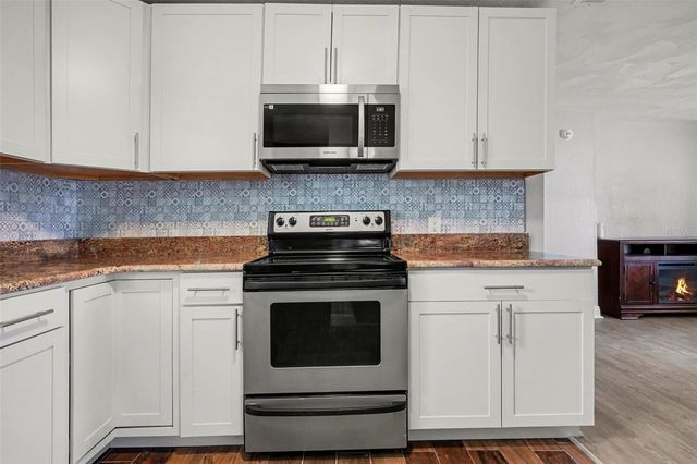 355 S OAK AVENUE, Frostproof, FL 33843