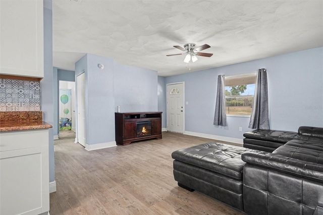 355 S OAK AVENUE, Frostproof, FL 33843