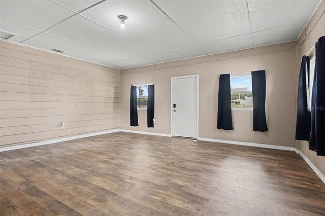 355 S OAK AVENUE, Frostproof, FL 33843
