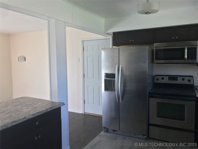 408 E 40th Place North, Tulsa, OK 74106