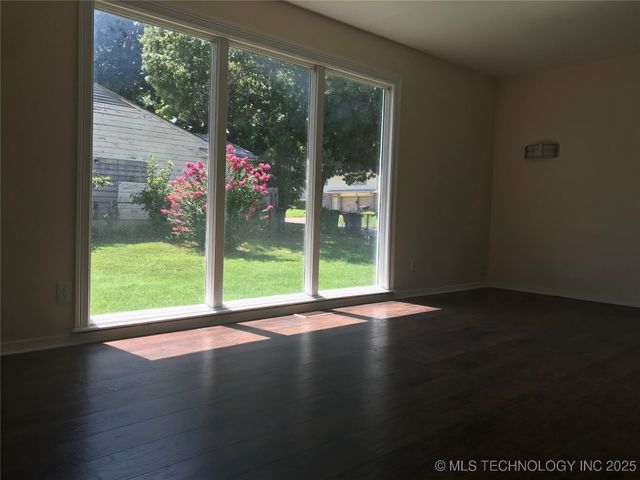 408 E 40th Place North, Tulsa, OK 74106