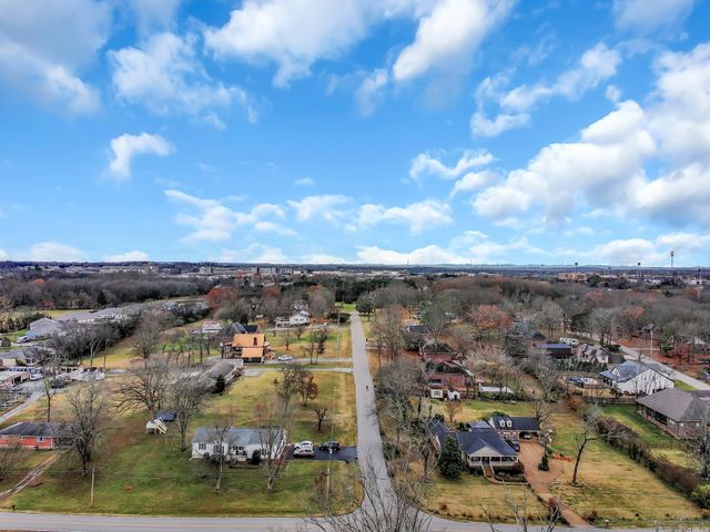 131 Lane Dr, Mount Juliet, TN 37122