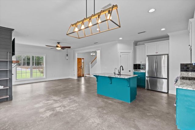 477 County Road 266, Enterprise, AL 36330