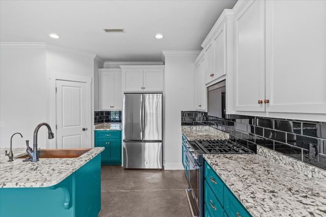 477 County Road 266, Enterprise, AL 36330