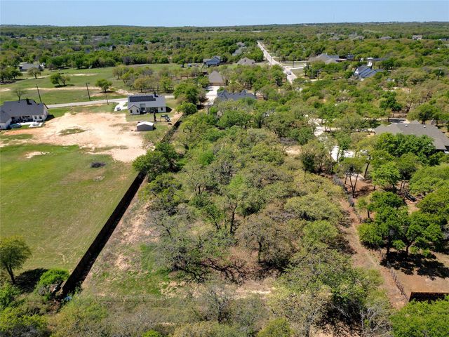 212 Zebrastone Way, Poolville, TX 76487