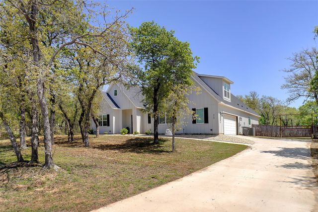 212 Zebrastone Way, Poolville, TX 76487