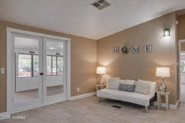 2481 S Walking H Place, Tucson, AZ 85713