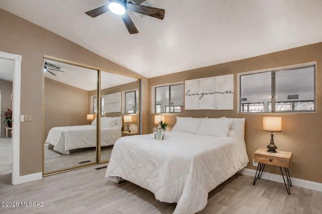 2481 S Walking H Place, Tucson, AZ 85713