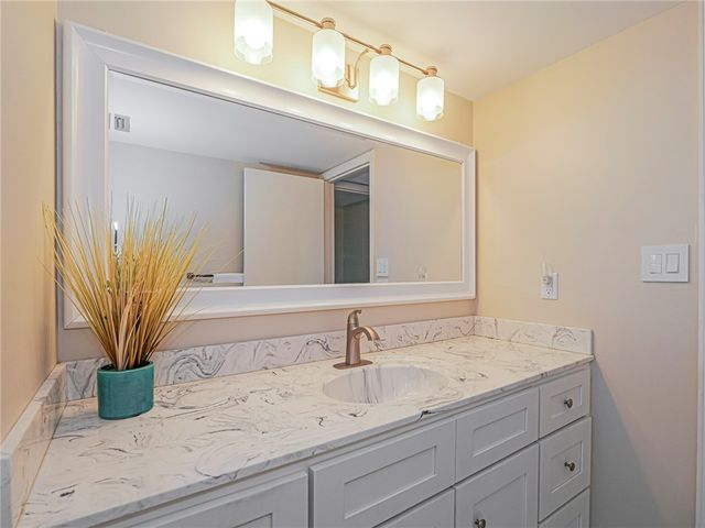 5300 Highway A1a None 403, Vero Beach, FL 32963