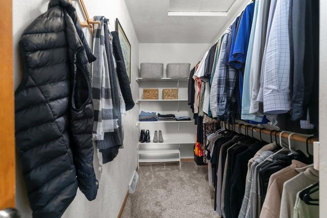 W5372 GABLE DRIVE, Appleton, WI 54915