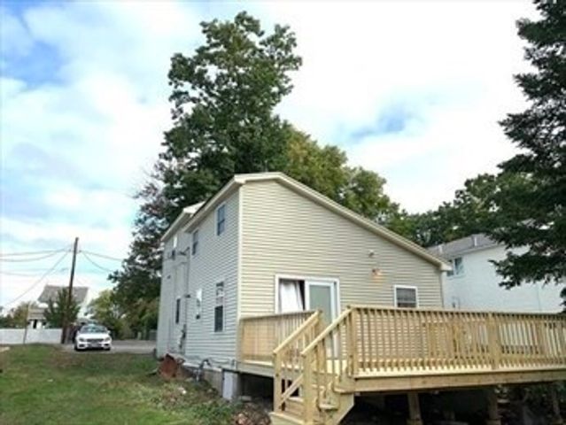 46 Cottage Street, Wilmington, MA 01887