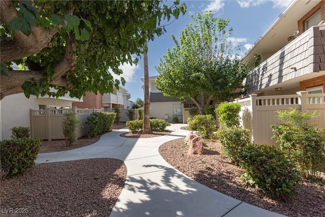 753 Oakmont Avenue 801, Las Vegas, NV 89109