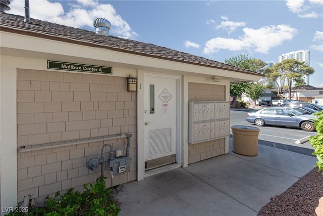 753 Oakmont Avenue 801, Las Vegas, NV 89109