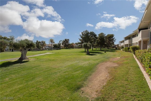 753 Oakmont Avenue 801, Las Vegas, NV 89109