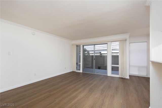 753 Oakmont Avenue 801, Las Vegas, NV 89109