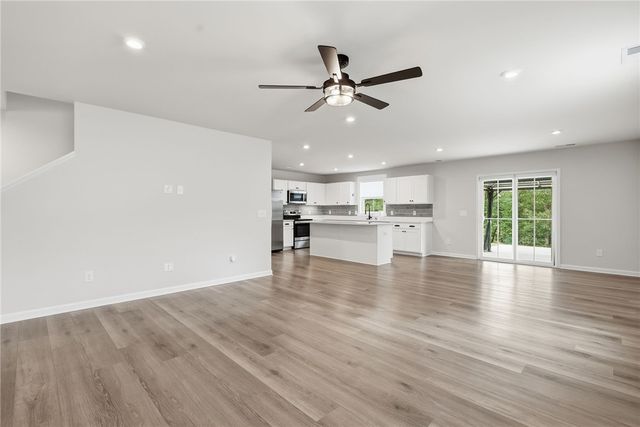 282 Utica Bend Court, Seneca, SC 29678