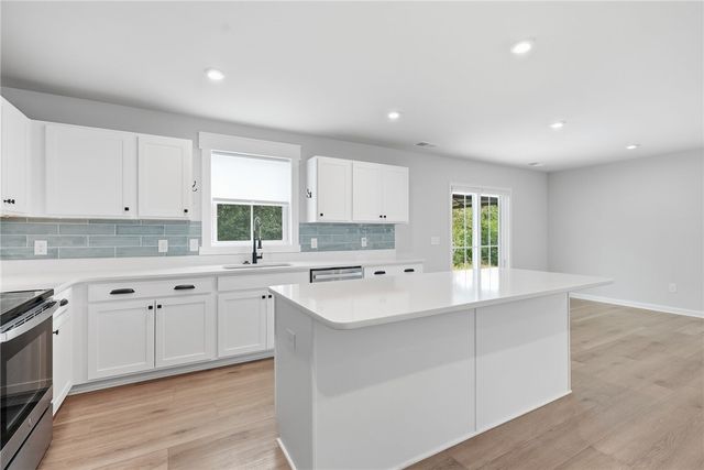 282 Utica Bend Court, Seneca, SC 29678