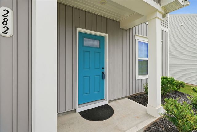 282 Utica Bend Court, Seneca, SC 29678