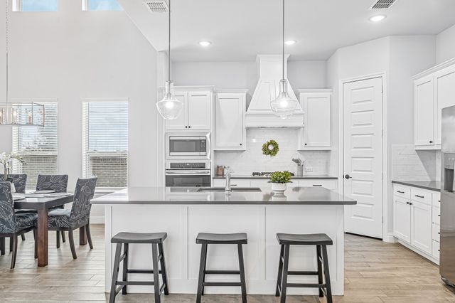 525 William Court, Arlington, TX 76002