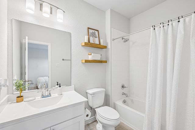 525 William Court, Arlington, TX 76002