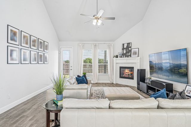 525 William Court, Arlington, TX 76002
