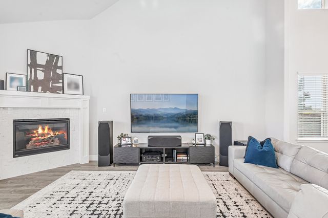 525 William Court, Arlington, TX 76002