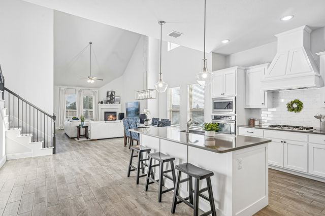 525 William Court, Arlington, TX 76002