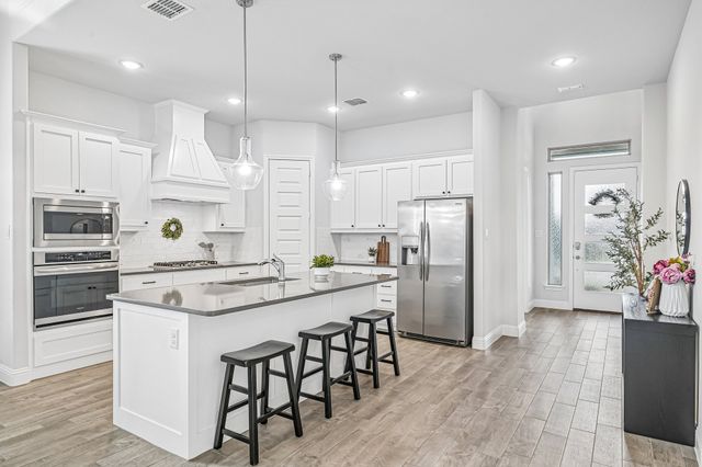 525 William Court, Arlington, TX 76002