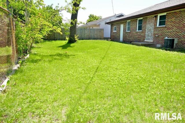 1113 W WESTWOOD Drive, Peoria, IL 61614