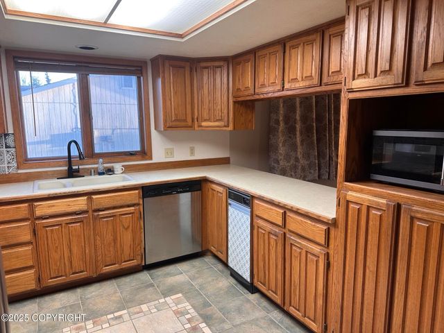 1601 Toyon Way, Kenai, AK 99611