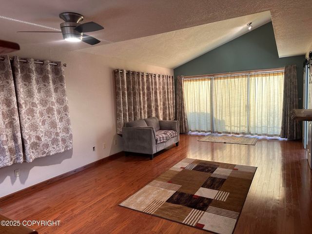 1601 Toyon Way, Kenai, AK 99611