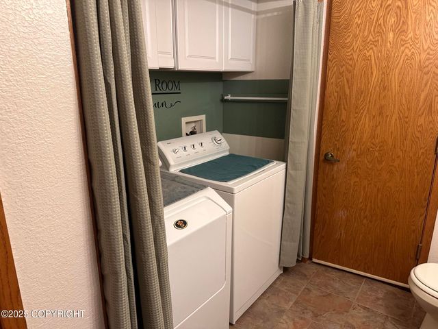 1601 Toyon Way, Kenai, AK 99611